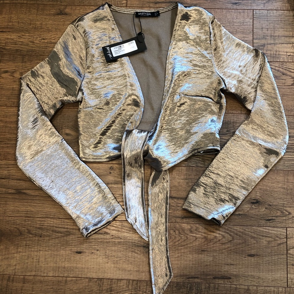 Nasty Gal size 2 Gold tie Crop Top